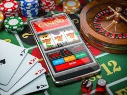 Pengguna memeriksa data e-wallet pribadi
